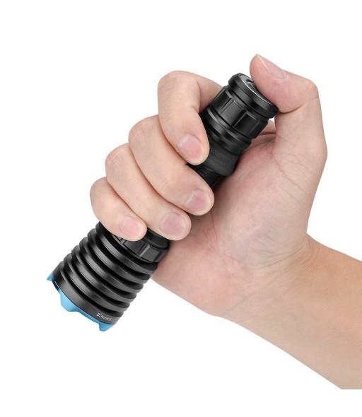 Olight Warrior X 2000 lumen 560m rechargeable tactical LED torch Olight Warrior X 2000 lumen 560m rechargeable tactical LED torch